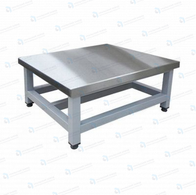 Подтоварник ПТ 600x500x300, каркас сварной из окрашенной трубы, столешница AISI430